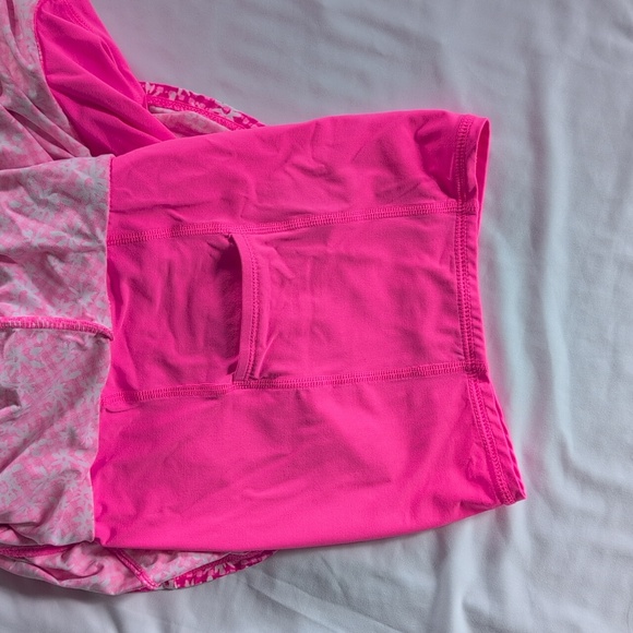 Lilly Pulitzer Corrine Luxletic skort. - Picture 6 of 7